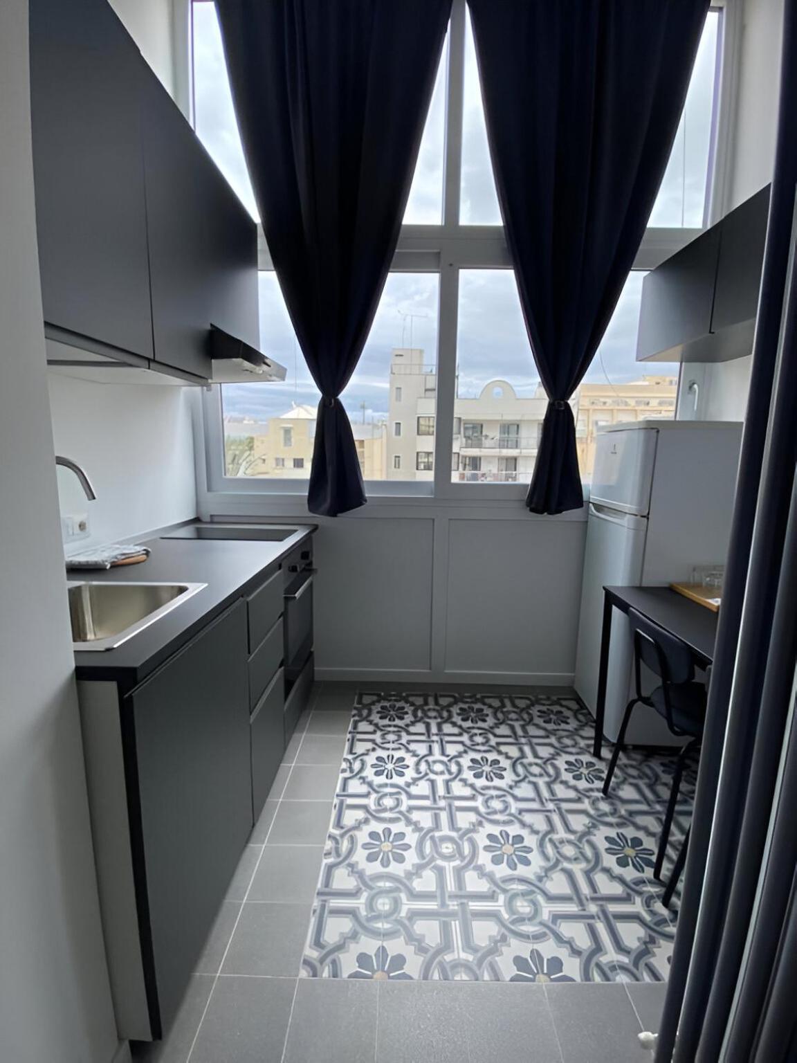 Bari Landlord 242 - Central Station Apartments Esterno foto